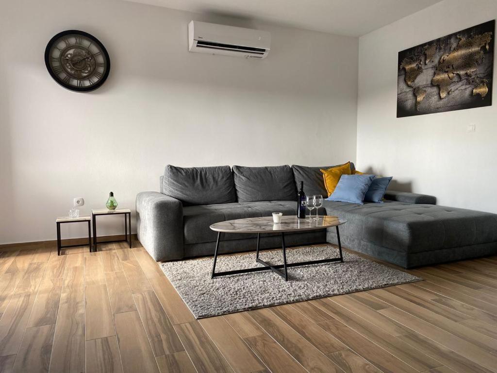 Adria-Appartment-Island-Vir #Sea #Beach #Wifi #Privateparking #Netflix Екстер'єр фото