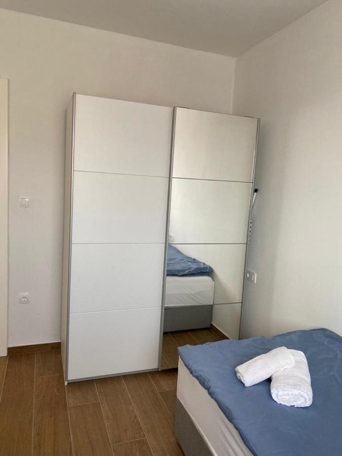Adria-Appartment-Island-Vir #Sea #Beach #Wifi #Privateparking #Netflix Екстер'єр фото